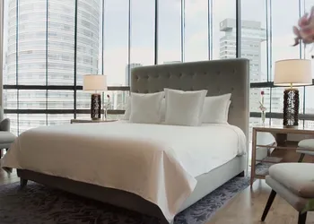 Marquis Sky Suites hotel thumbnail 8
