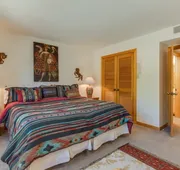 Acoma - Majestic Views, Near the Santa Fe Opera and Four Seasons in Tesuque hotel detail image 4