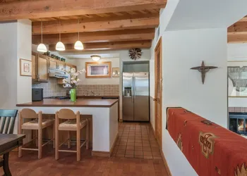 Acoma - Majestic Views, Near the Santa Fe Opera and Four Seasons in Tesuque hotel thumbnail 7