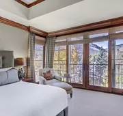 2BR Residence at the Ritz-Carlton with Valley View by RedAwning - Save 20% on 7+ Nights! hotel detail image 3