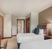 2BR Residence at the Ritz-Carlton with Valley View by RedAwning - Save 20% on 7+ Nights! hotel detail image 5