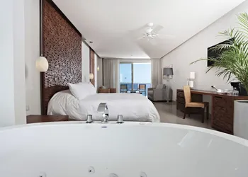 Sandos Finisterra All Inclusive hotel thumbnail 4