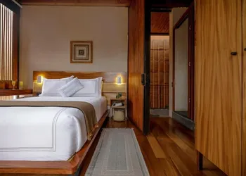 El Recinto Luxury Hotel hotel thumbnail 3