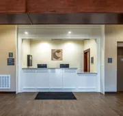Comfort Inn & Suites Harrah hotel detail image 3