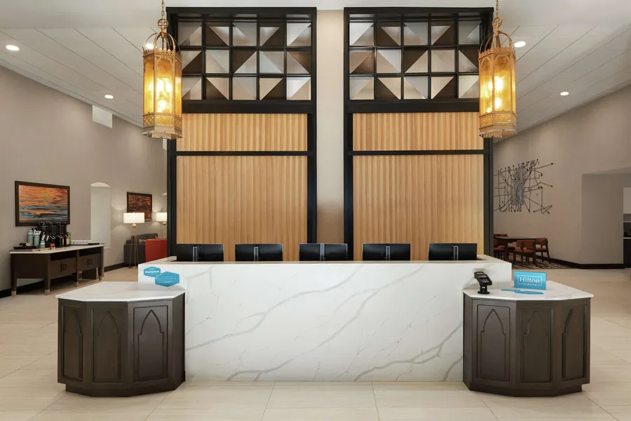 Hampton Inn Indianapolis Downtown IUPUI hotel detail image 2