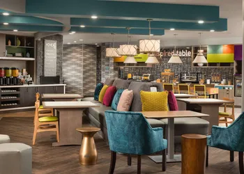 Home2 Suites by Hilton Bend hotel thumbnail 3