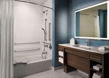Home2 Suites by Hilton Bend hotel thumbnail 7