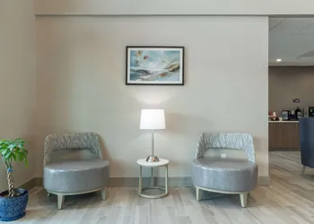 Best Western Plus Tacoma Hotel hotel thumbnail 2