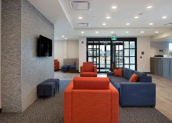 Comfort Inn & Suites hotel thumbnail 3