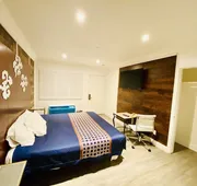 Casa Blanca Inn & Suites hotel detail image 3