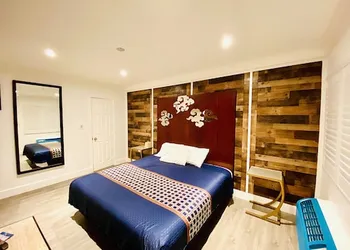 Casa Blanca Inn & Suites hotel thumbnail 7