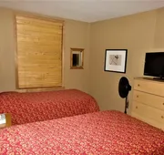 Silvermill 2 Bedroom 2 Bath B hotel detail image 3