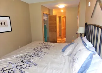 Silvermill 2 Bedroom 2 Bath B hotel thumbnail 5