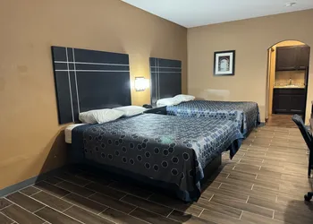 Executive Inn and Suites hotel thumbnail 5