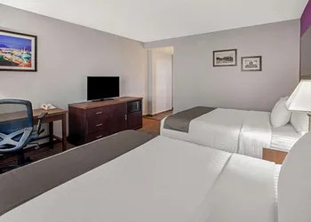 CHN Hotel Monterrey Centro, Trademark by Wyndham hotel thumbnail 7