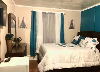 Bella's Boutique Hotel hotel thumbnail 4