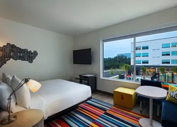 Aloft by Marriott San Antonio UTSA Area hotel thumbnail 4