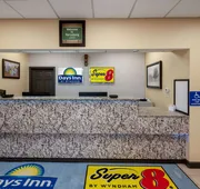 Days Inn by Wyndham Perrysburg/Toledo hotel detail image 3