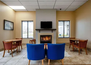 Days Inn by Wyndham Perrysburg/Toledo hotel thumbnail 5