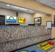 Days Inn by Wyndham Perrysburg/Toledo hotel detail image 7