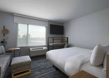 TownePlace Suites by Marriott Brentwood hotel thumbnail 5