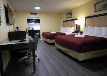 Heart of Manteo Motor Lodge hotel thumbnail 4