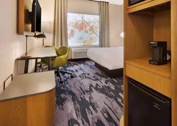 Fairfield Inn & Suites by Marriott Grand Rapids North hotel thumbnail 5