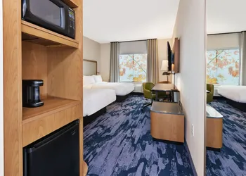 Fairfield Inn & Suites by Marriott Grand Rapids North hotel thumbnail 8