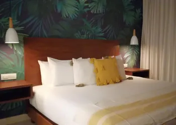 Anah La Quinta hotel thumbnail 6