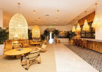 Flow Hotel Fort Lauderdale hotel thumbnail 2
