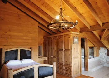 Maple Resort hotel thumbnail 5