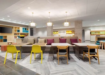 Home2 Suites by Hilton Richmond Short Pump hotel thumbnail 2