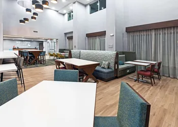 Hampton Inn & Suites Canyon hotel thumbnail 4