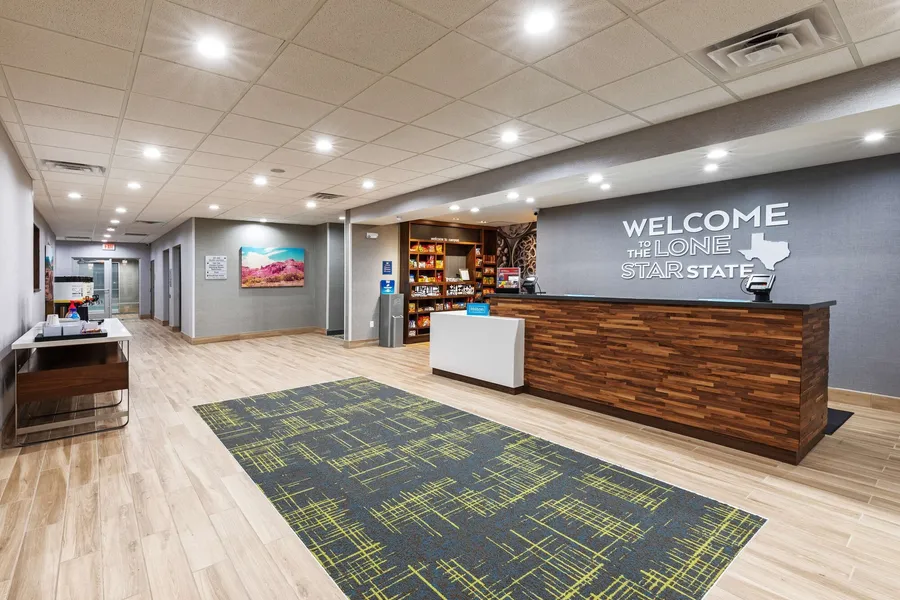 Hampton Inn & Suites Canyon hotel detail image 6
