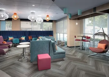 Tru by Hilton Miami West Brickell hotel thumbnail 4