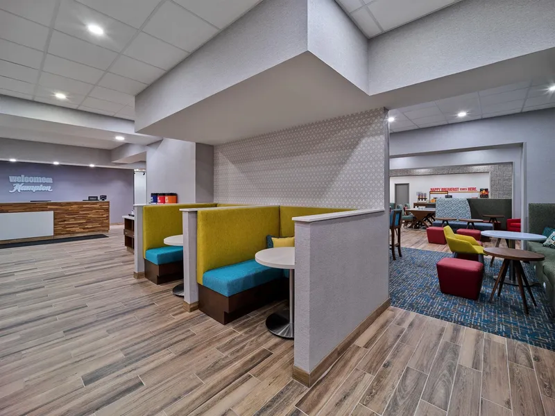 Hampton Inn by Hilton Omaha UN Medical Center Area hotel detail image 2