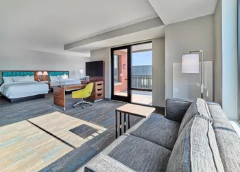 Hampton Inn by Hilton Omaha UN Medical Center Area hotel thumbnail 7