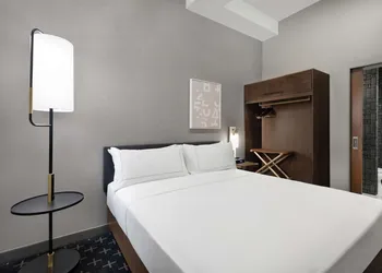 The Slate Denver, Tapestry Collection By Hilton hotel thumbnail 8