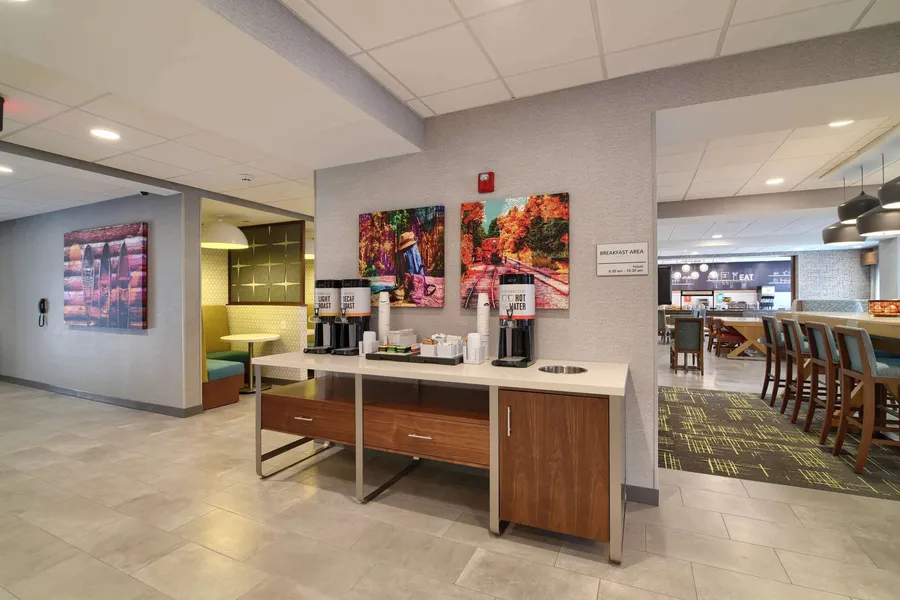 Hampton Inn Lincoln White Mountains hotel detail image 2