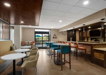 Hampton Inn by Hilton Carefree hotel thumbnail 3