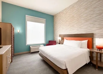 Home2 Suites by Hilton Bloomington Normal hotel thumbnail 3