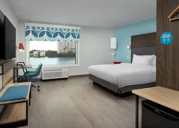 TRU by Hilton Miami Airport South Blue Lagoon, FL hotel thumbnail 8
