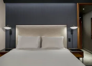 Courtyard by Marriott Houston Northeast hotel thumbnail 7