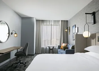 Crowne Plaza Kearney by IHG hotel thumbnail 7