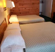 Camp 28 hotel detail image 3