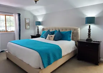 The Sky View Inn hotel thumbnail 5