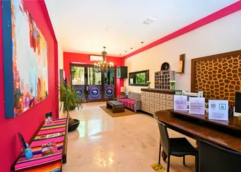 Hotel Mariachi by Kavia 5th Av hotel thumbnail 3