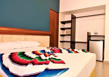 Hotel Mariachi by Kavia 5th Av hotel thumbnail 6