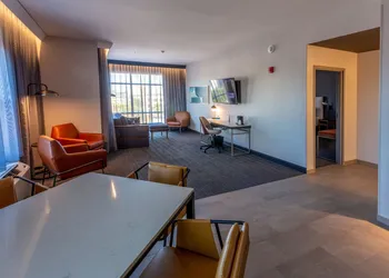 Courtyard by Marriott Rochester Downtown hotel thumbnail 4