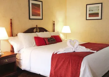The Pineola hotel thumbnail 8